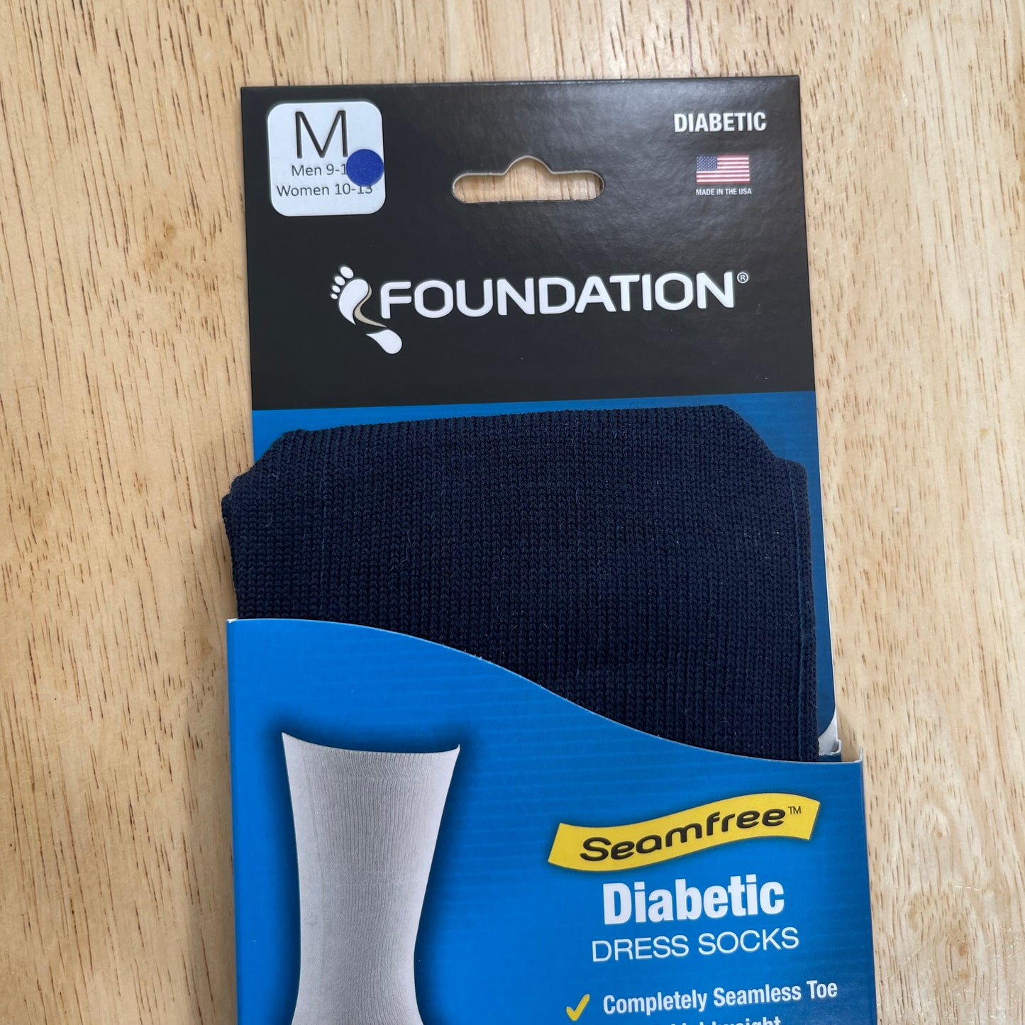 FD380 Foundation Seemfree Diabetic Dress socks close up on Navy color