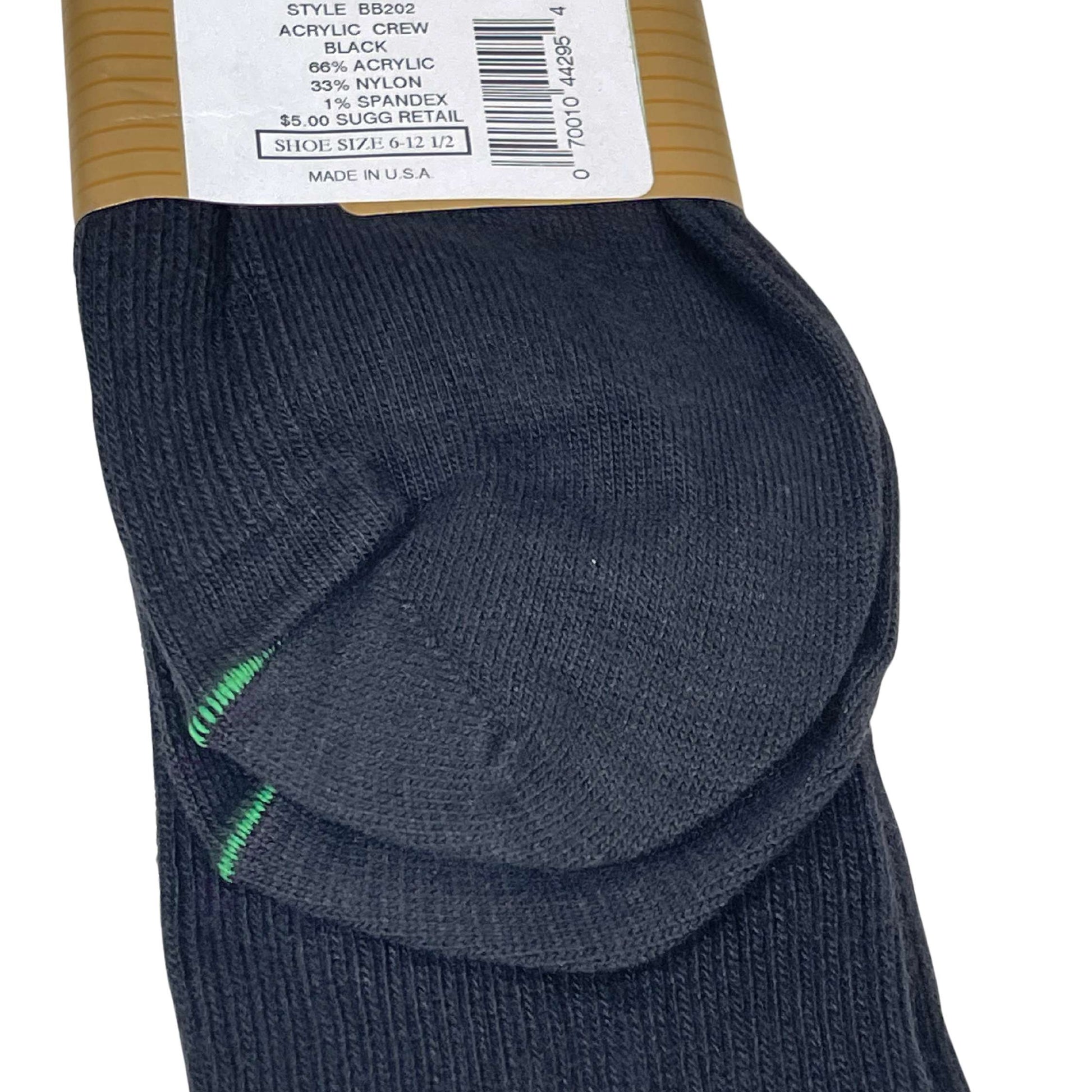 BB202 Dress Acrylic Sock - Black Close up on the toe seam of the sock.

You can see that there is a green line on the front of the toe seam.