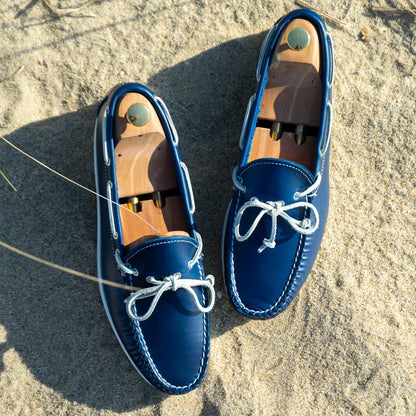 Dexter USA Moccasin - Navy Oiled Leather - White Boat Sole